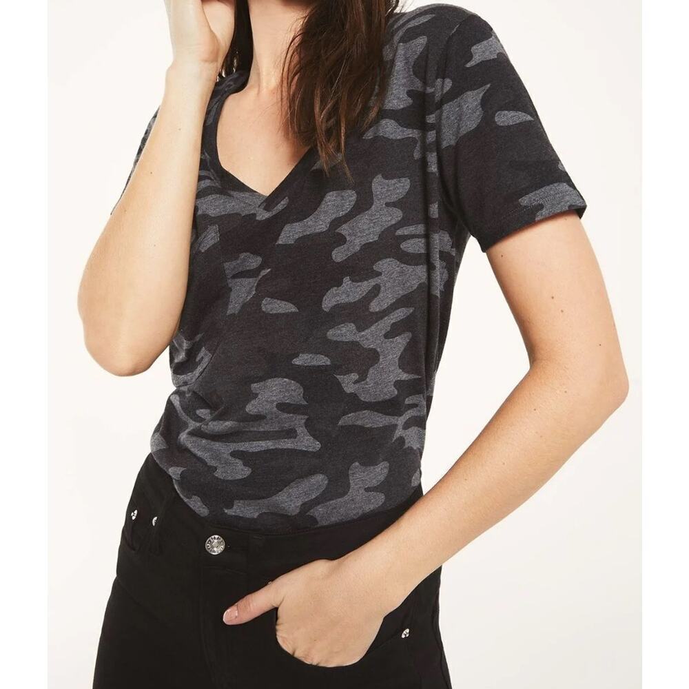 Z Supply Camo Pocket Tee women’s Small   Vneck black/gray